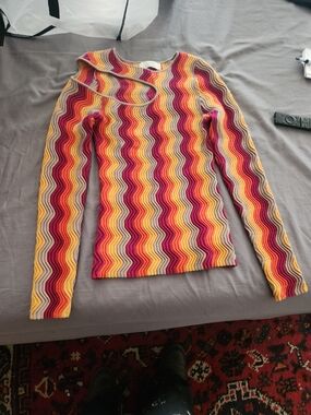 Wavy Stripe Long-Sleeve Knit Top in Multi-Color